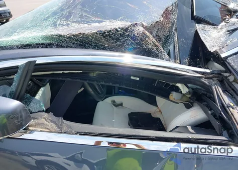 2020 Tesla Model X Long Range Dual Motor All-Wheel Drive/Long Range Plus Dual Motor All-Wheel Drive из США, поврежденный, VIN 5YJXCBE27LF248876